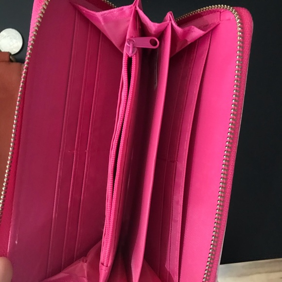 Wallet - Picture 3 of 8